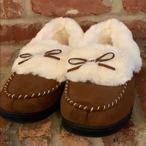Super comfy fur lined moc slippers